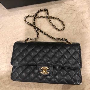 Black Chanel Classic Flap Medium in Caviar & GHW